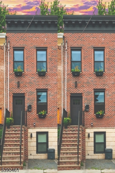 MCGINLEY SQUARE - Residential