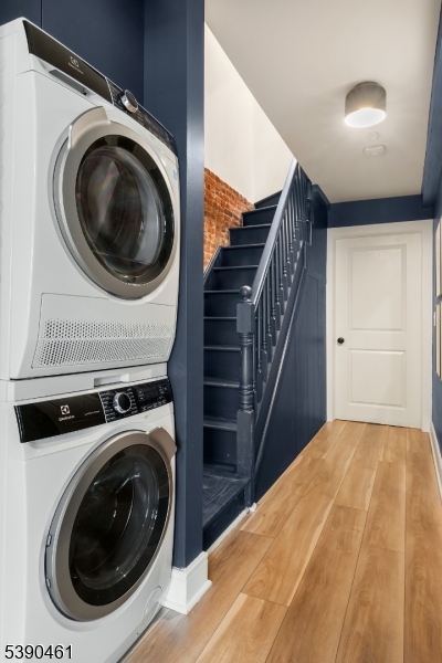 MCGINLEY SQUARE - Residential