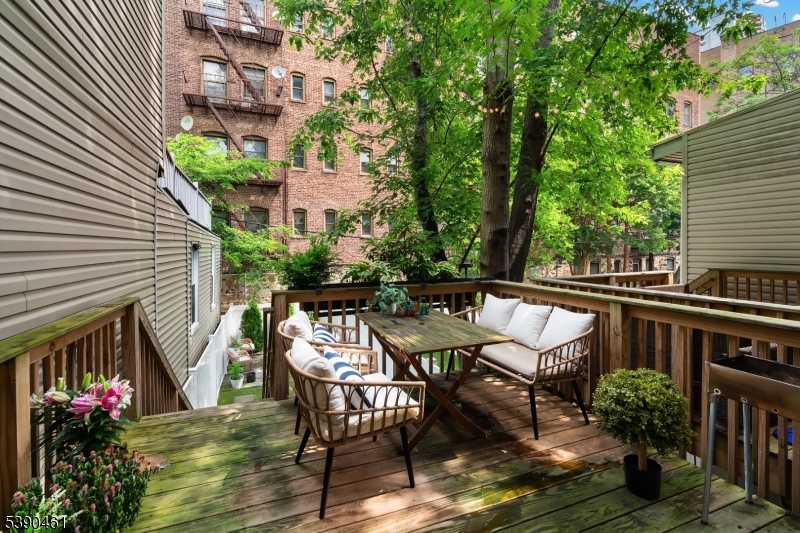 MCGINLEY SQUARE - Residential