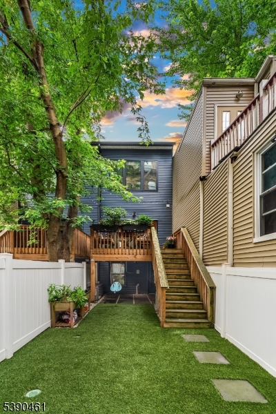 MCGINLEY SQUARE - Residential