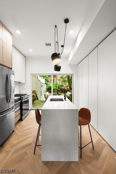 MCGINLEY SQUARE - Residential