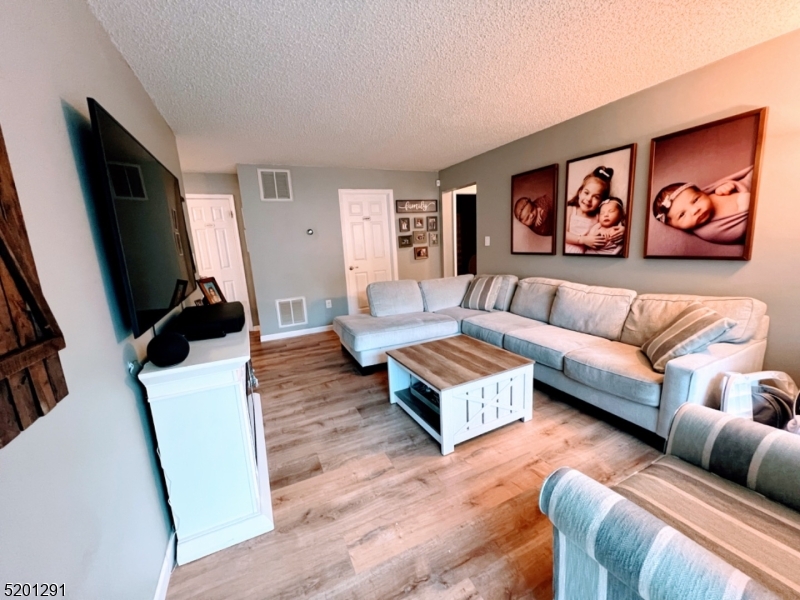 Cedar Brook - Residential