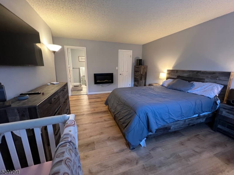 Cedar Brook - Residential