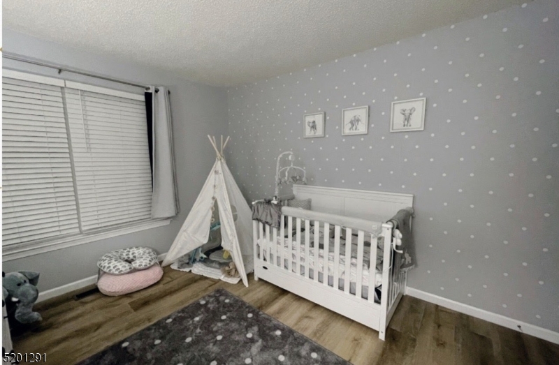 Cedar Brook - Residential