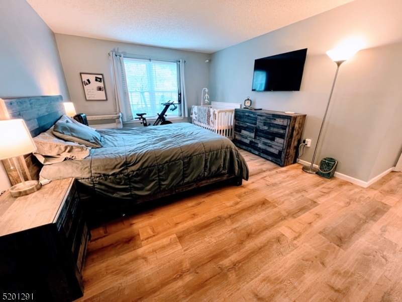 Cedar Brook - Residential