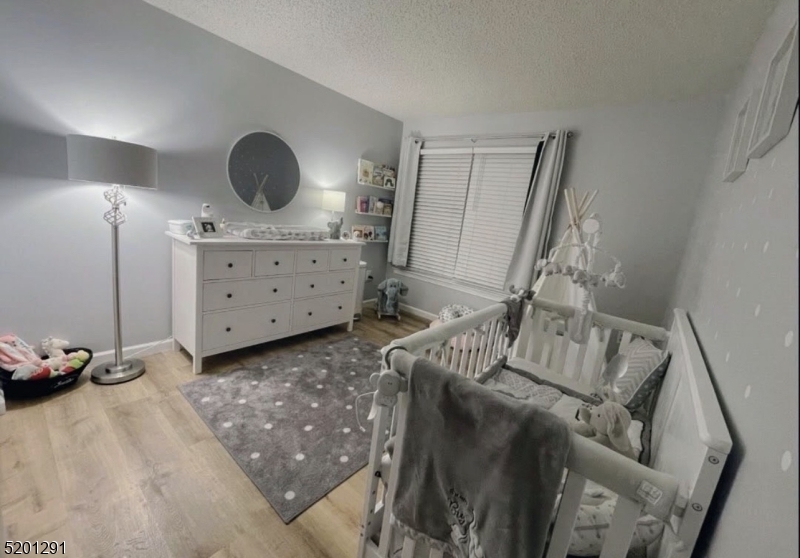 Cedar Brook - Residential