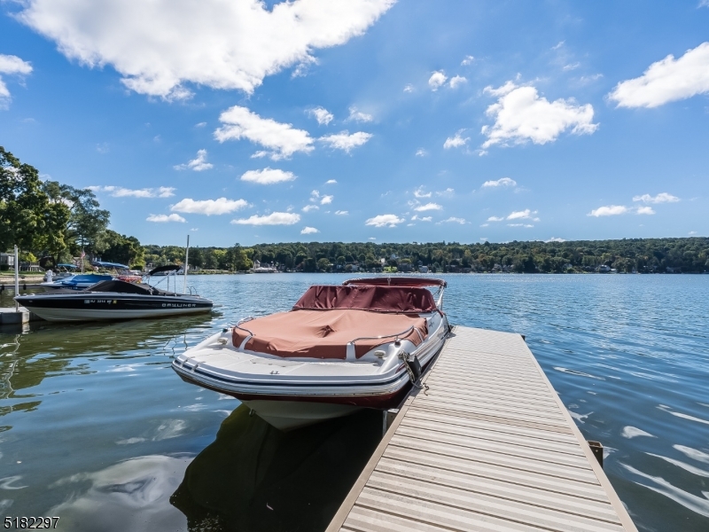 LAKE MOHAWK - Residential