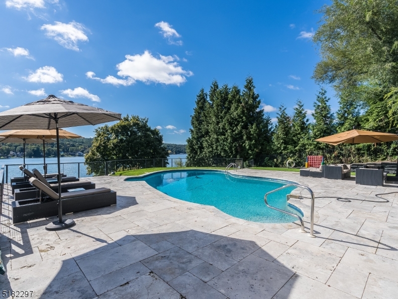 LAKE MOHAWK - Residential