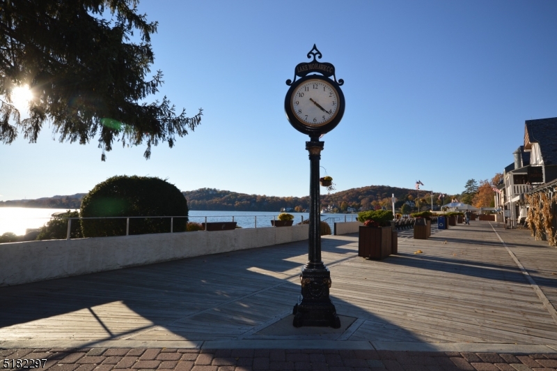 LAKE MOHAWK - Residential