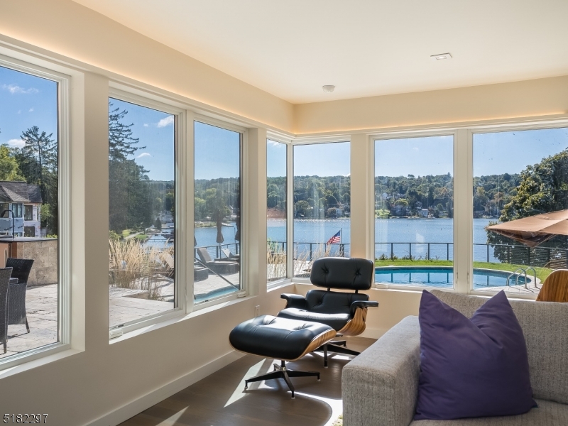 LAKE MOHAWK - Residential