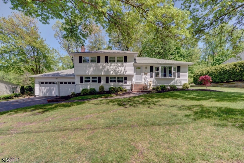 View Wayne Twp., NJ 07470 house