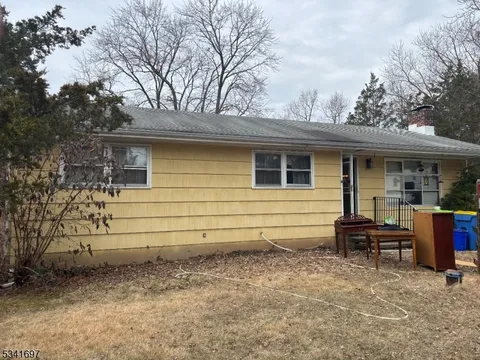 MLS: 3948827
