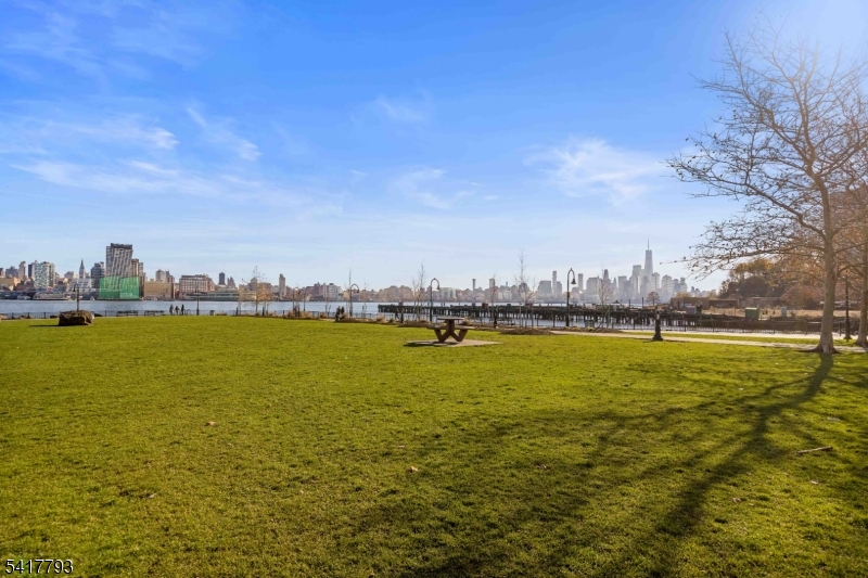 Maxwell - Residential