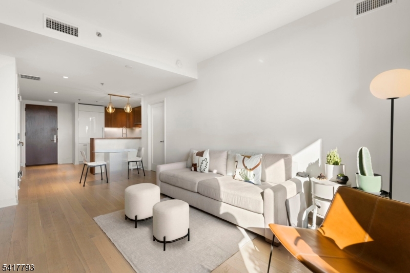 Maxwell - Residential