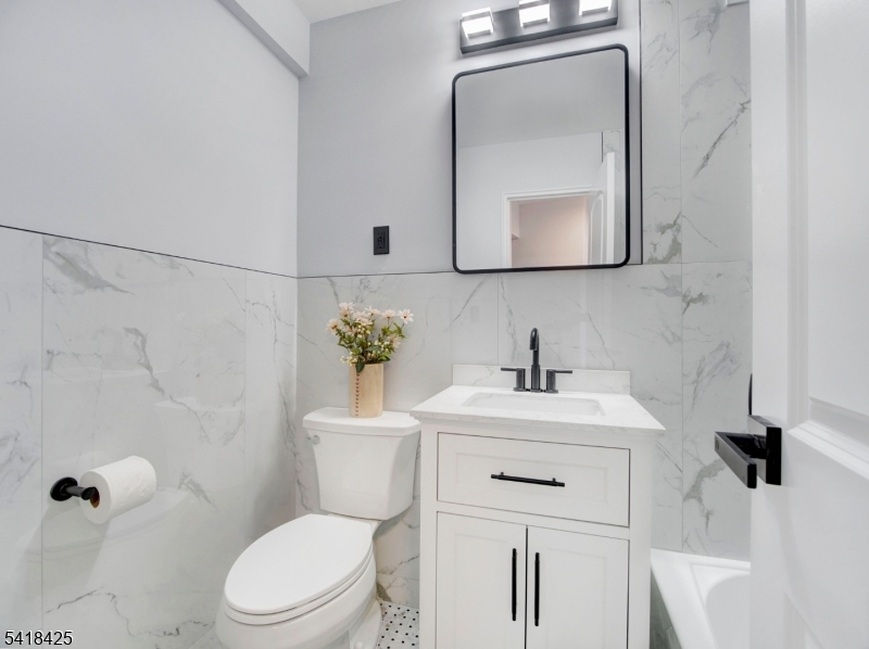 Harrison Park Towers - Residential