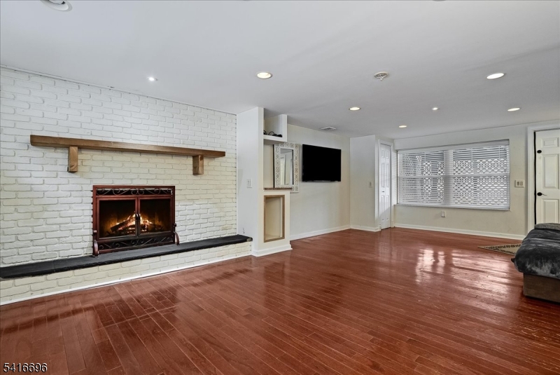 Lake Mohawk Golf Course - Residential