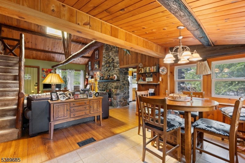 Cupsaw Lake - Residential