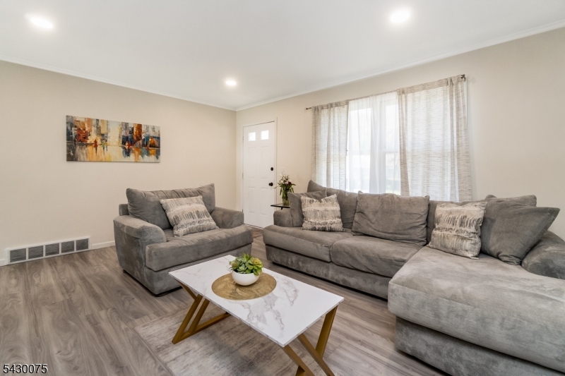 Pursel Hill - Residential