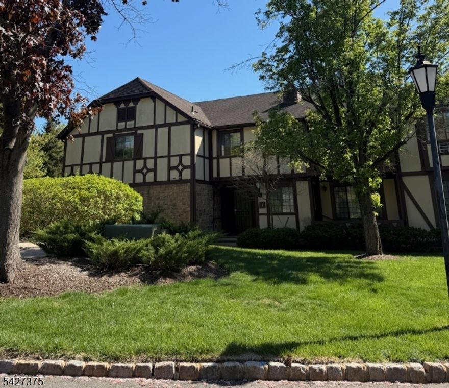 Pristine 1BR/1Bath 2nd floor End unit in Briarwood/Coachlight. Newer kitchen and bath, newer appliances including Washer and Dryer. Hardwood floors throughout. Bonus Extremely oversized huge attached garage with unbelievable storage space! Newly rebuilt balcony/deck. Walk in closet in spacious primary bedroom with newer hardwood floors.. Separate dining area off kitchen plus secure basement storage. Extremely well maintained. Use of association pool and tennis courts. Easy access to NYC transportation, Newark Airport, Downtown Summit and Chatham, Mall at Short Hills. Lots of shopping and dining options nearby!