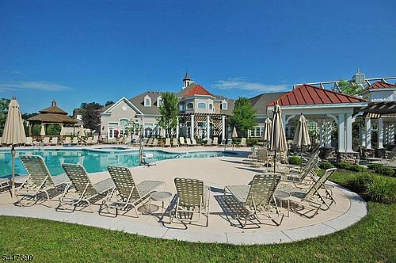 Four Seasons at Great Notch - Residential