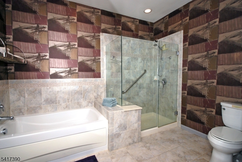 Four Seasons at Great Notch - Residential