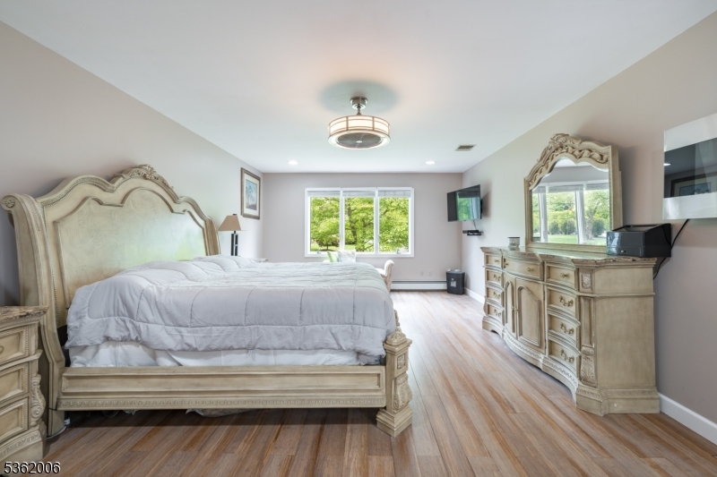 Woodland Hills - Residential