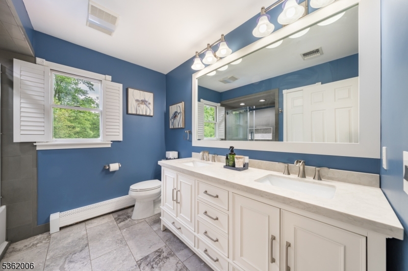 Woodland Hills - Residential