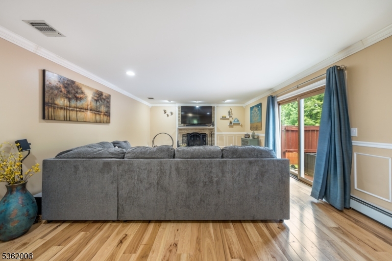 Woodland Hills - Residential