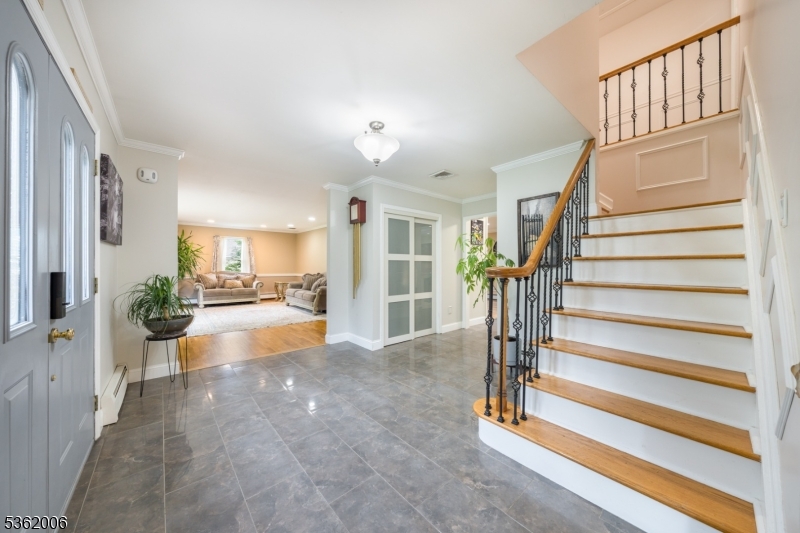 Woodland Hills - Residential