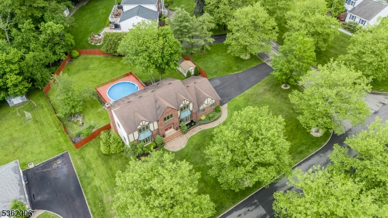 Woodland Hills - Residential