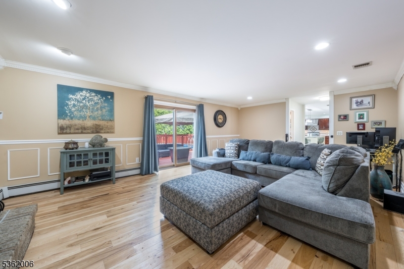 Woodland Hills - Residential