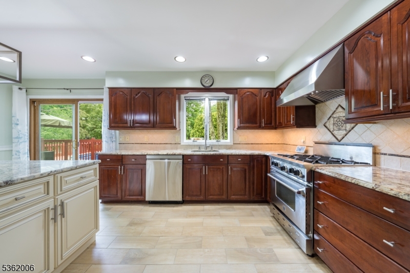 Woodland Hills - Residential