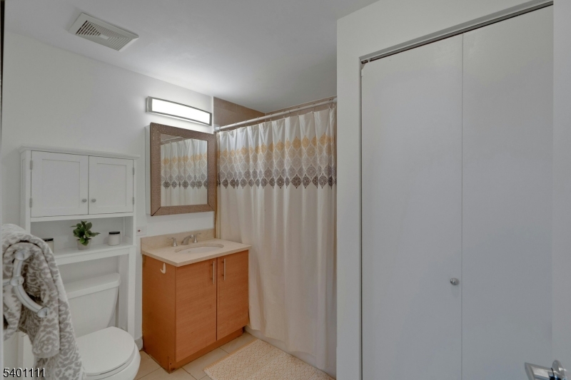 Grove Pointe - Residential