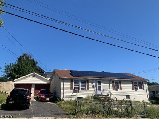 313 STUYVESANT AVE, NEWARK, NJ 07106 - Image c93e7a7e848ef2b95d39e3686d8a858b/2355147133