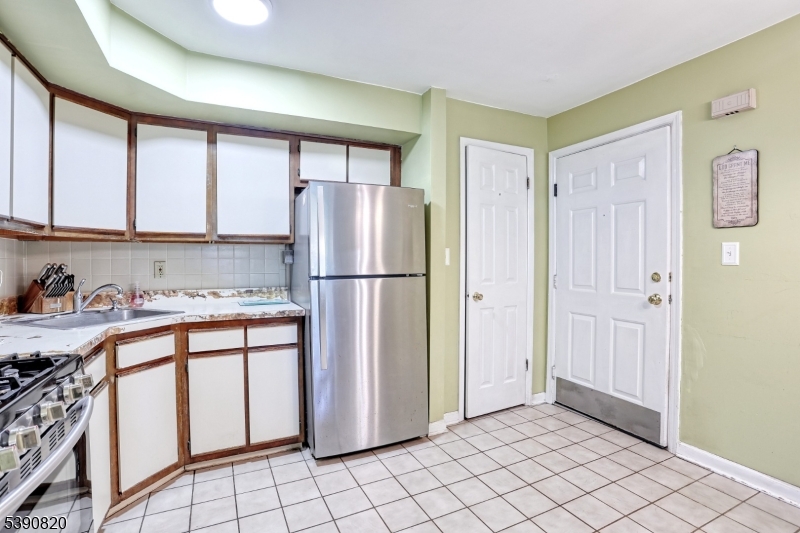 Ridge Gardens - Residential