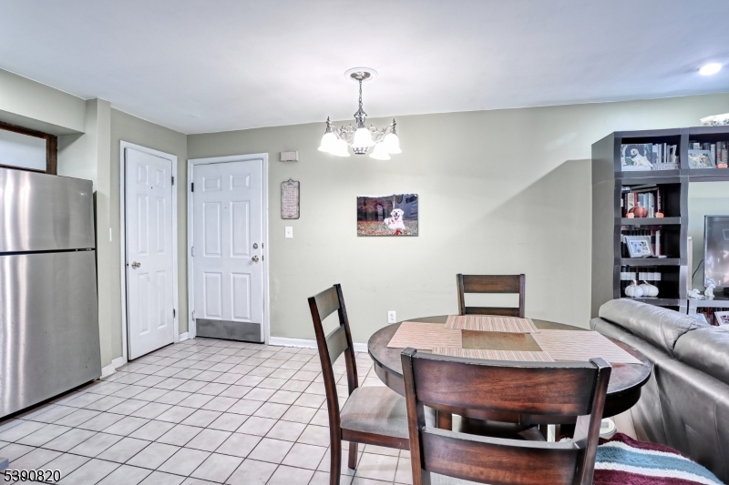 Ridge Gardens - Residential