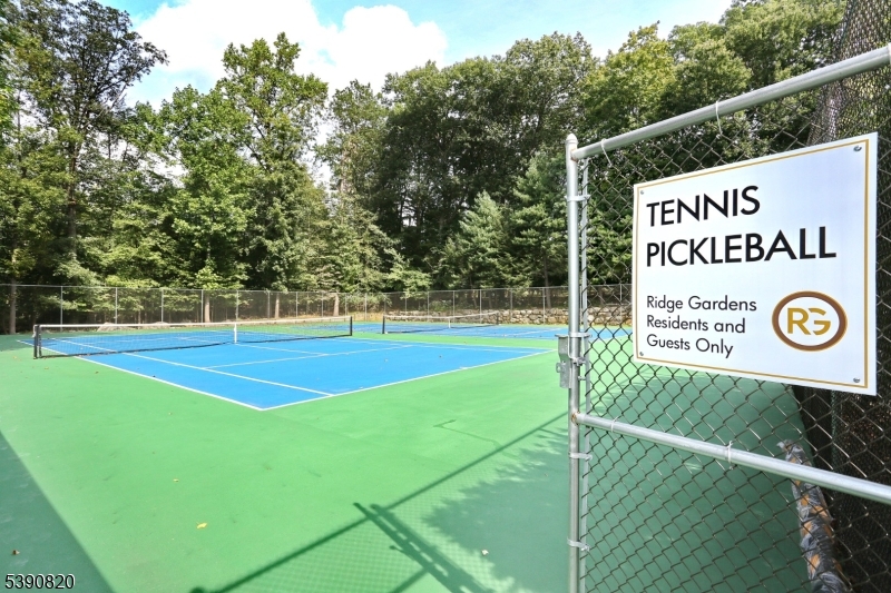 Ridge Gardens - Residential