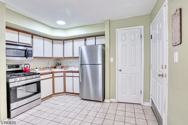 Ridge Gardens - Residential