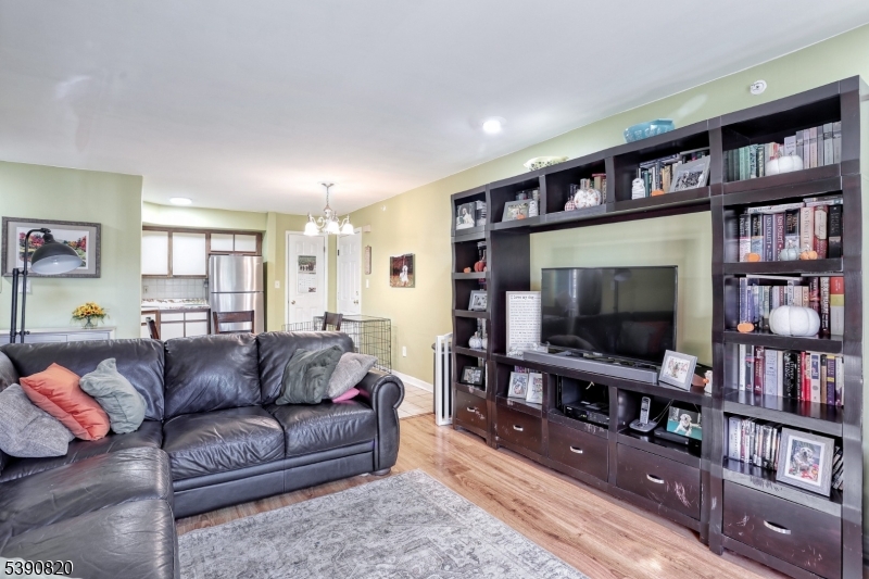 Ridge Gardens - Residential