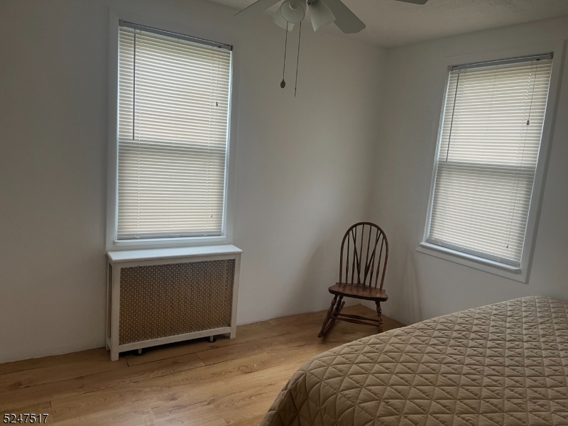 Woodland Park, New Jersey 07424, United States, 2 Bedrooms Bedrooms, ,2 BathroomsBathrooms,Residential,Pending,70027