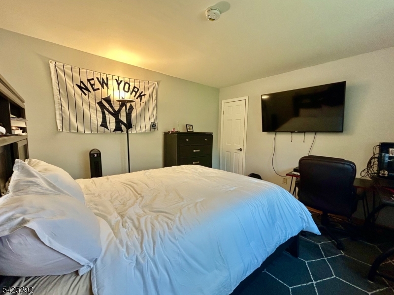 Rock Ridge Lake community - Residential