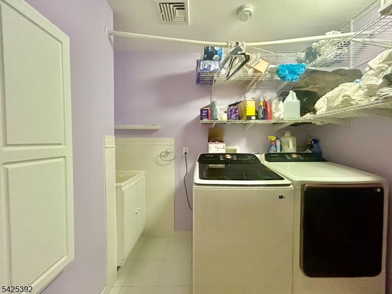 Rock Ridge Lake community - Residential