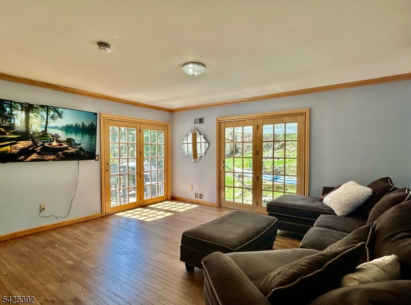 Rock Ridge Lake community - Residential