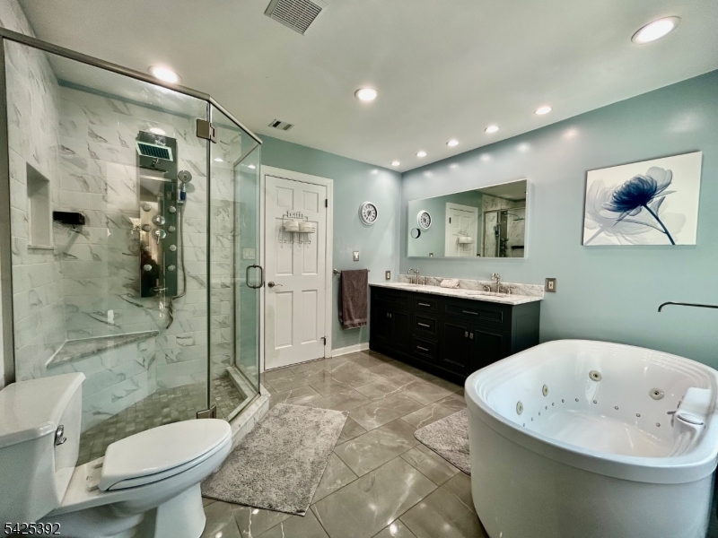 Rock Ridge Lake community - Residential