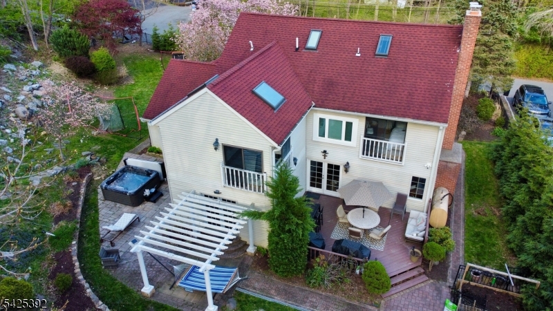 Rock Ridge Lake community - Residential