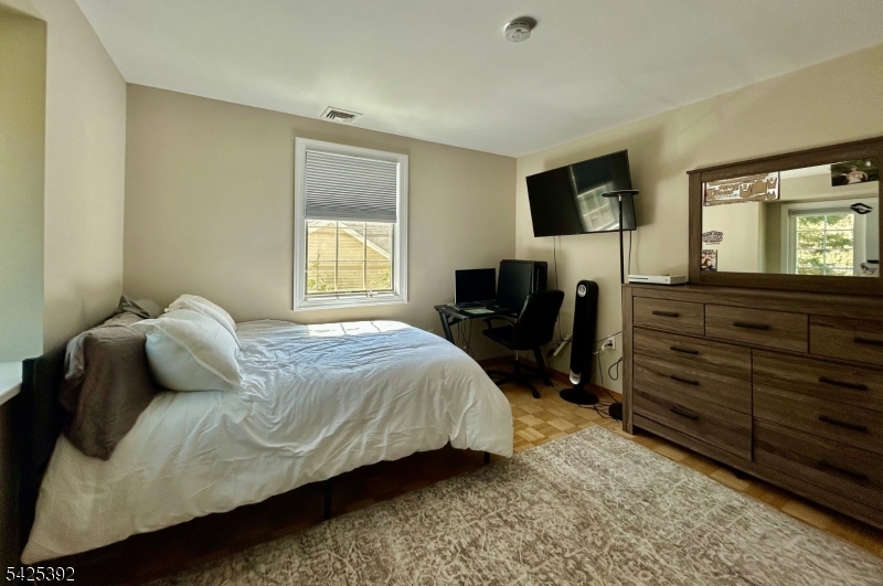 Rock Ridge Lake community - Residential