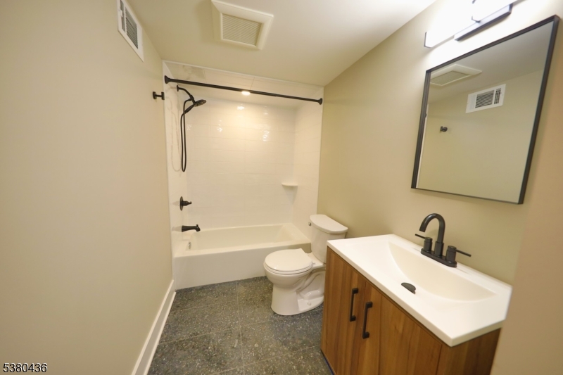 Downtown - Residential Lease