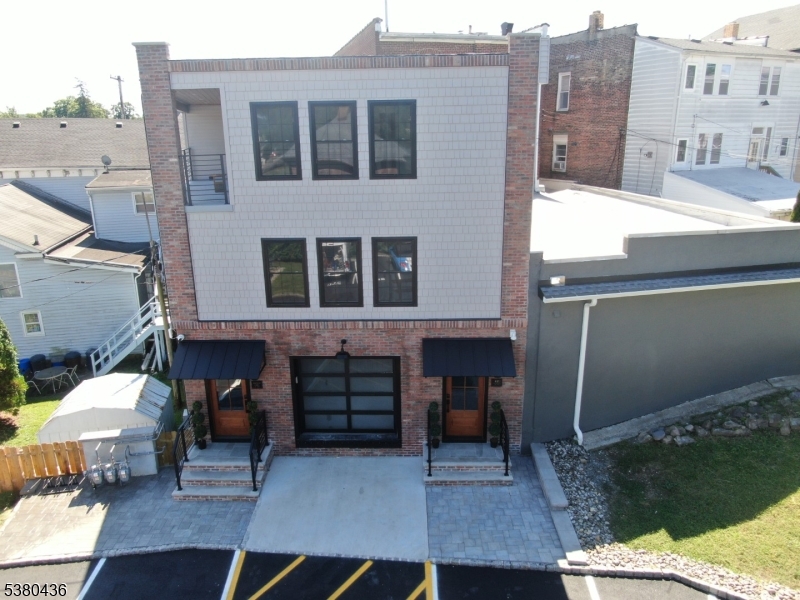 Downtown - Residential Lease