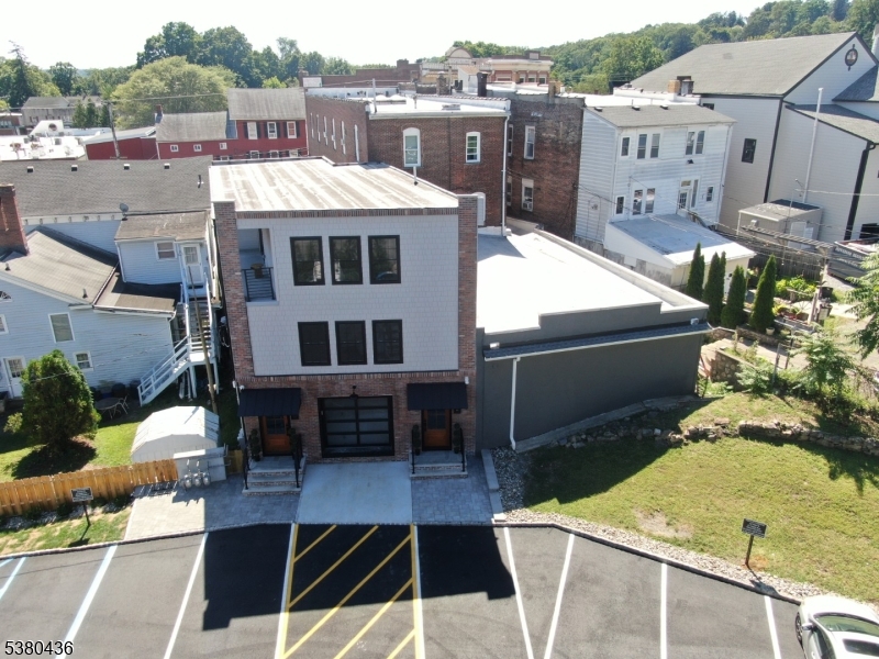 Downtown - Residential Lease