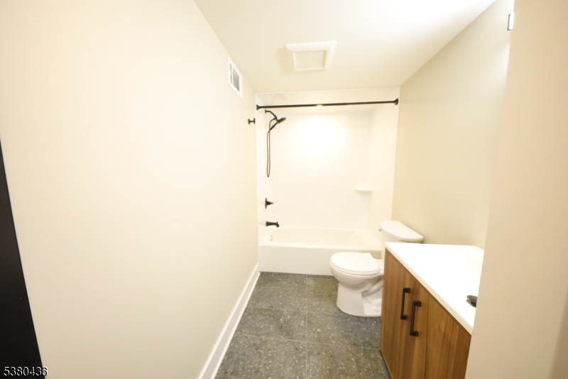 Downtown - Residential Lease